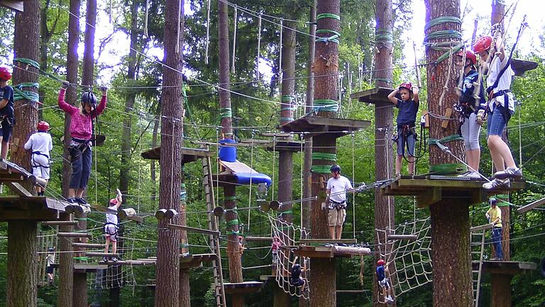 Auch dieses Jahr plant Jungstil einen Ausflug in den Kletterwald Geiselwind. Aktionen an der frischen Luft sind mittlerweile auch in der Pandemie gut umsetzbar (Archivbild).