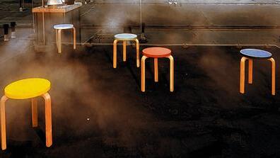 Ein Klassiker im Trend: Kleine filigrane Möbel wie der &bdquo;Stool 60&ldquo; von Artek sind im Trend &ndash; das Design stammt aus dem Jahr 1933.
