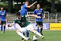 Kevin Fery (1. FC Schweinfurt 05, vorne) im Zweikampf mit Ivan Franjic (1. FC Saarbrücken), der zum FC Würzburger Kickers wechselt.