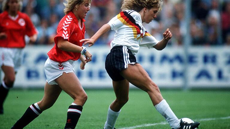 Deutschlands Heidi Mohr im EM-Finale 1989 gegen Norwegen. Deutschlands Heidi Mohr im EM-Finale 1989 gegen Norwegen.