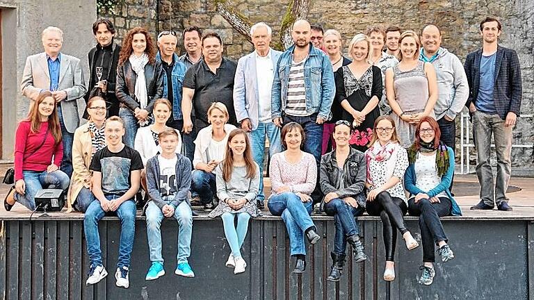 Das Röttinger Festspiel-Ensemble hat das Defizit im vergangenen Jahr in Grenzen gehalten. Das Röttinger Festspiel-Ensemble hat das Defizit im vergangenen Jahr in Grenzen gehalten.
