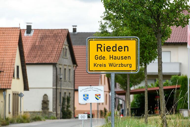 Blick in Simones Heimatort Rieden: 'Der Kontakt nach Hause war Simone wichtig', sagen ihre Eltern. Blick in Simones Heimatort Rieden: 'Der Kontakt nach Hause war Simone wichtig', sagen ihre Eltern.