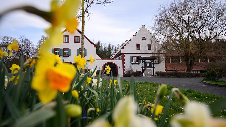 Der Gastronom und Würzburger Stadtrat Wolfgang Roth (CSU) will die 'Weiße Mühle' in Estenfeld im Frühjahr 2022 neu beleben.&nbsp;