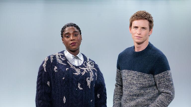 Die Schauspieler Lynch und Redmayne       -  Lashana Lynch und Eddie Redmayne haben für ihre Rollen gelernt, wie man spioniert.
