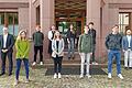 Auf dem Foto (links): Dirk Rieb (Zweiter Bürgermeister) und die Auzubis: Teresa Bednarz (Fachkraft für Wasserversorgungstechnik), Fritz Fecher (Forstwirt),&nbsp;Stefanie Siegler (Ausbildungskoordinatorin), Jennifer Marx (Beamtenanwärterin 2. QE), Nele Welzenbach (Verwaltungsfachangestellte),&nbsp;Jonas Höfling (Fachkraft für Abwassertechnik), Elias Scheb (Forstwirt), Nicolas Hutzel (Fachangestellter für Bäderbetriebe), (rechts): André Heller&nbsp; (Ausbildungsleiter) – Es fehlt leider: Veronika Bernard (Verwaltungsfachangestellte).