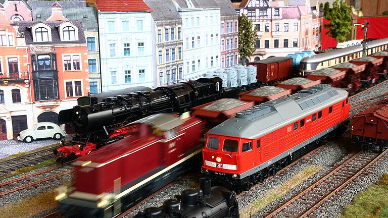 Die Eisenbahnfreunde Mellrichstadt und Kollegen stellen zum Mellrichstädter Herbst am Samstag, 28., und Sonntag, 29. September, in der Oskar-Herbig-Halle ihre Modelle aus.