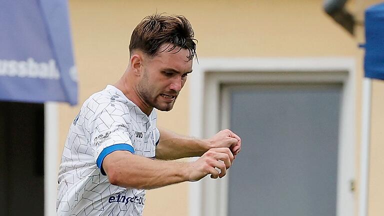 Christian Kuhn erzielte das einzige Tor für den ASV Rimpar im Landesliga-Heimspiel gegen die FT Schweinfurt. Es war das sechste Saisontor des 21-Jährigen. Christian Kuhn erzielte das einzige Tor für den ASV Rimpar im Landesliga-Heimspiel gegen die FT Schweinfurt. Es war das sechste Saisontor des 21-Jährigen.