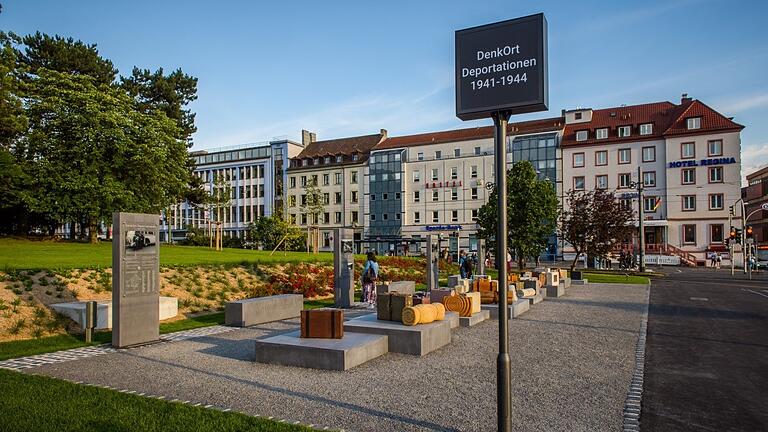 Der DenkOrt Deportationen am Würzburger Hauptbahnhof. Der DenkOrt Deportationen am Würzburger Hauptbahnhof. 
