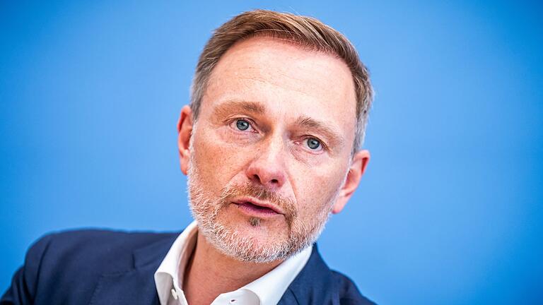 Christian Lindner       -  Lindner überlegt, in Brüssel um mehr Zeit zu bitten. (Archivbild)