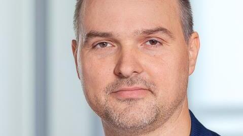Sozialwissenschaftler Dr. Marcus Engler, Wissenschaftlicher Mitarbeiter beim Deutschen Zentrum für Integrations- und Migrationsforschung (DeZIM) - Sozialwissenschaftler Dr. Marcus Engler, Wissenschaftlicher Mitarbeiter beim Deutschen Zentrum für Integrations- und Migrationsforschung (DeZIM) Sozialwissenschaftler Dr. Marcus Engler, Wissenschaftlicher Mitarbeiter beim Deutschen Zentrum für Integrations- und Migrationsforschung (DeZIM) - Sozialwissenschaftler Dr. Marcus Engler, Wissenschaftlicher Mitarbeiter beim Deutschen Zentrum für Integrations- und Migrationsforschung (DeZIM)