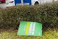 Eines der zerstörten Wahlplakate der Grünen in Oberwerrn für die Bundestagswahl im Februar. Die Verantwortlichen vor Ort haben Anzeige erstattet.