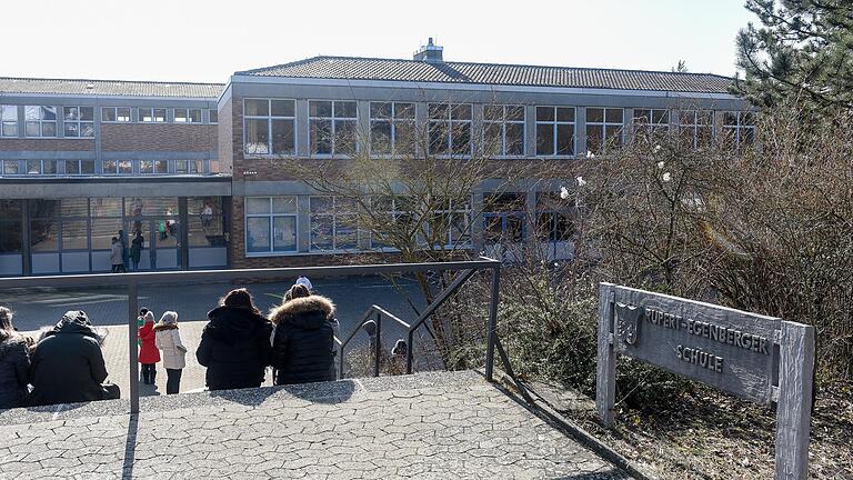 Für 13 Millionen Euro wird das bestehende Förderschulgebäude in Höchberg modernisiert und erweitert.&nbsp;