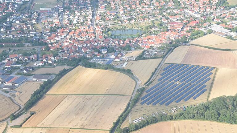 Genossenschaftliche Projekte wie die Freiflächenanlage in Hohenroth sind für Roland Wilm ein wichtiger Ansatz zum Erreichen von Klimazielen.