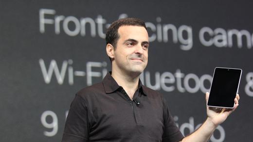 Google-Manager Hugo Barra präsentiert am Mittwoch (27.06.2012) auf der Entwicklermesse Google I/O 2012 in San Francisco den neuen Tablet-Computer Nexus 7, mit dem Google gegen das iPad von Apple antritt.  Mehr als 5000 Entwickler sind in San Francisco zusammengekommen, um zu erfahren, welche Pläne Google für die Zukunft hat.