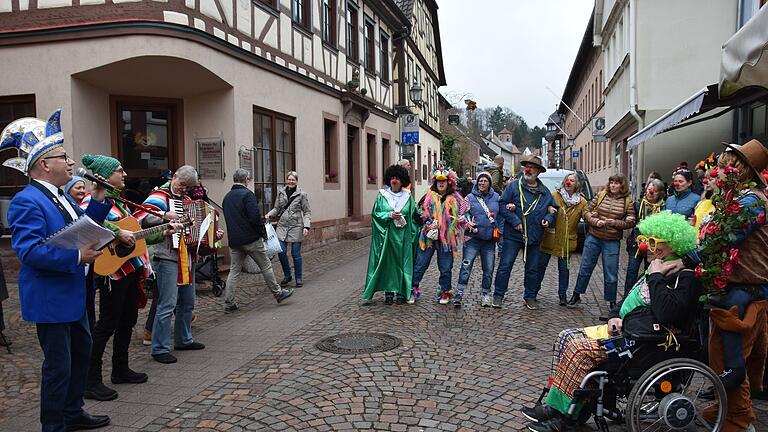 Eine Mordsgaudi hatten die rund 30 feierfreudigen Teilnehmer bei der &quot;ProLOHRnäse&quot;.