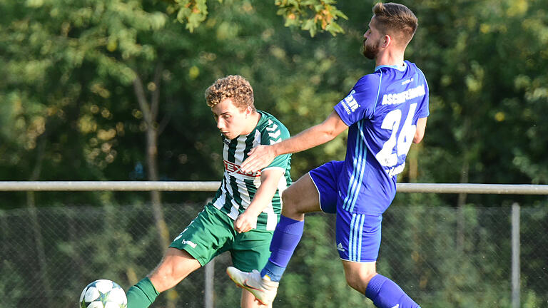 Anand Anders       -  Szenen vom Pokalkrimi zwischen dem TSV Großbardorf und Viktoria Aschaffenburg. Die Spannung gipfelte im Elfmeterschießen, das Viktoria gewann.