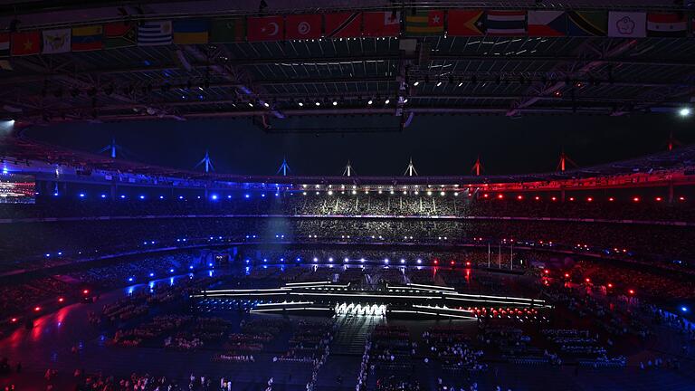 Paralympics Paris 2024 - Abschlussfeier - Die Abschiedszeremonie im Stade de France hat begonnen. Paralympics Paris 2024 - Abschlussfeier - Die Abschiedszeremonie im Stade de France hat begonnen.