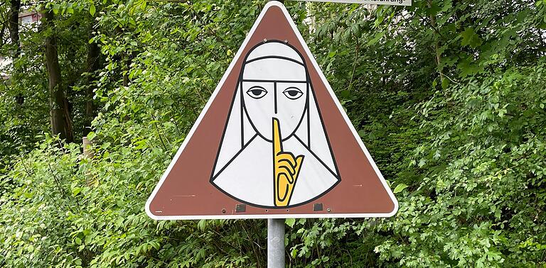 Eine ruhige Umgebung ist das A und O für einen erholsamen Schlaf. Eine ruhige Umgebung ist das A und O für einen erholsamen Schlaf.