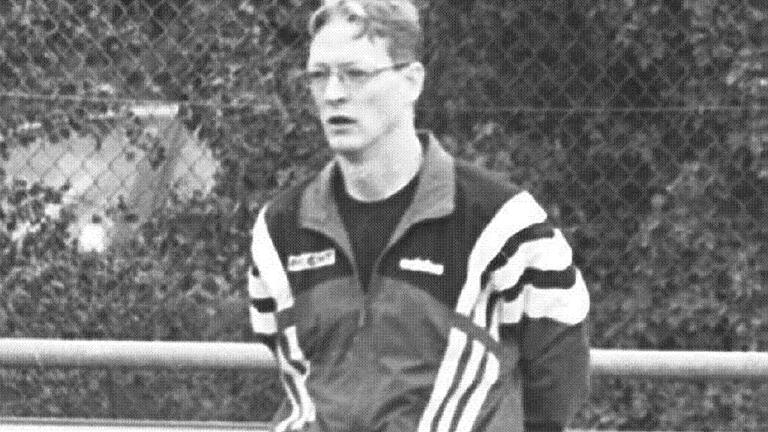 In der letzten Hollstädter Bezirksligasaison übernahm Markus „Mecky“ Menninger das Traineramt. In der letzten Hollstädter Bezirksligasaison übernahm Markus „Mecky“ Menninger das Traineramt.