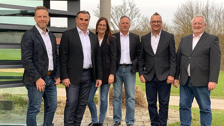 Auf dem Foto Marco Schmitt, Steve de Santo, Anja Amend-Rauch, Peter Dieterich, Adolf Aschenbrenner, Roland Mützel. Es fehlt Gerald Mützel.