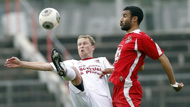 Wurzeln im Amateurfußball: Daniel Donaldson (rechts) als Spieler der Würzburger Kickers II. Wurzeln im Amateurfußball: Daniel Donaldson (rechts) als Spieler der Würzburger Kickers II.