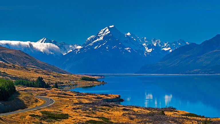 Mount Cook und Lake Pukaki; Südinsel Neuseeland