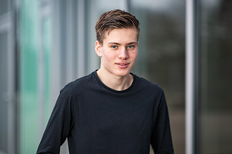 Eric Stevanovic ist für eine Wehrpflicht, hält sie aber zum aktuellen Zeitpunkt für nicht umsetzbar. Eric Stevanovic ist für eine Wehrpflicht, hält sie aber zum aktuellen Zeitpunkt für nicht umsetzbar.
