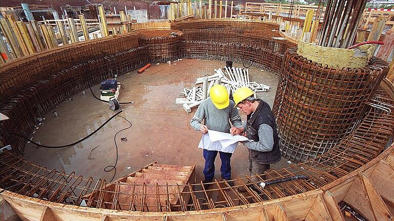 Baustelle Heilbad       -  _