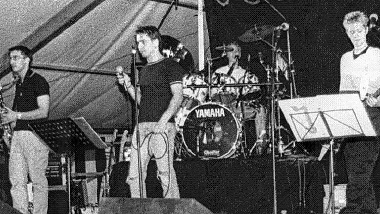 Drittes „Rock im Wald“ 1998 mit „Stonefield“ aus Steinsfeld. Drittes „Rock im Wald“ 1998 mit „Stonefield“ aus Steinsfeld.