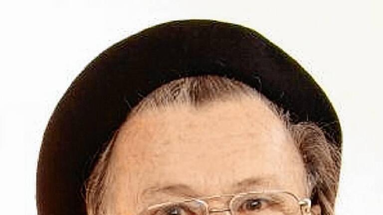 Hans Simon, 90: 1961 eröffnete er in Marktheidenfeld die Gärtnerei Simon. Weil er sich ein beachtliches Wissen rund um die Stauden angeeignet hatte, war er ein international anerkannter Fachmann in Sachen Pflanzen. Man nannte ihn den &bdquo;Staudenpapst&ldquo;.