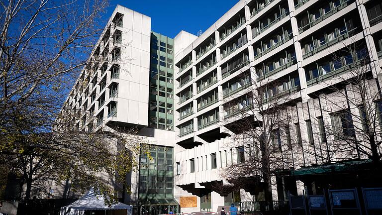 Strafjustizzentrum München       -  Vor dem Münchner Landgericht beginnt der Prozess gegen eine Seniorin wegen Mordes an ihrer Freundin. (Archivfoto)