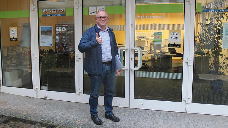 Der Bürgermeisterkandidat für die Marktgemeinde Oberschwarzach, Alfons Hespelein aus Wiebelsberg, stellte in der Main-Post-Redaktion sein Programm vor. Der Bürgermeisterkandidat für die Marktgemeinde Oberschwarzach, Alfons Hespelein aus Wiebelsberg, stellte in der Main-Post-Redaktion sein Programm vor.