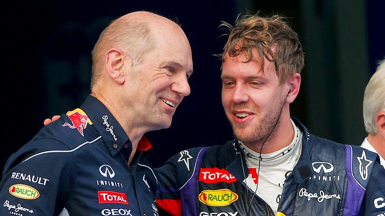 Sebastian Vettel und Adrian Newey (l.) - Auch Vettel wusste, wem er viel zu verdanken hatte. Sebastian Vettel und Adrian Newey (l.) - Auch Vettel wusste, wem er viel zu verdanken hatte.