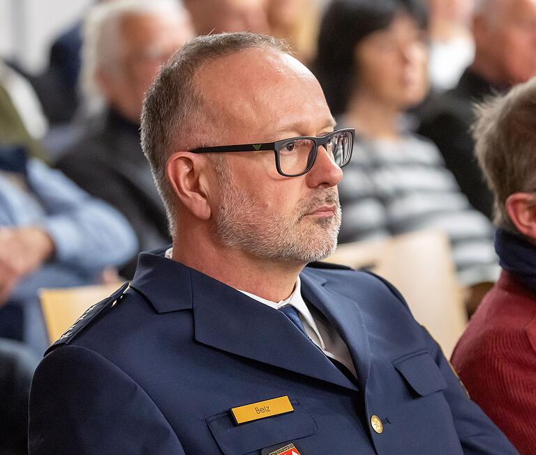 Der erste Eberner Neujahrsempfang für den Leiter der Polizeiinspektion Ebern, Erster Polizeihauptkommissar Jochen Belz. Der erste Eberner Neujahrsempfang für den Leiter der Polizeiinspektion Ebern, Erster Polizeihauptkommissar Jochen Belz.