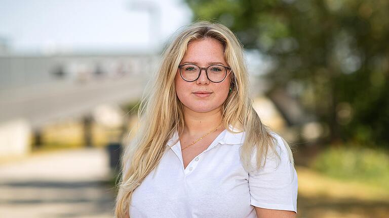 Hannah König (20) aus Würzburg, studiert Wirtschaftswissenschaft.