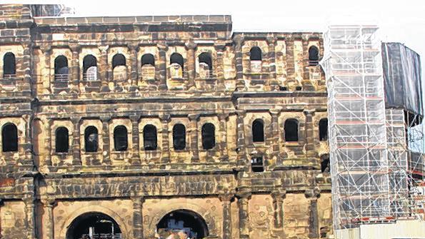 Auch die Porta Nigra in Trier besichtigten die SPD-Senioren aus dem Landkreis Bad Kissingen bei ihrer Mosel-Reise.