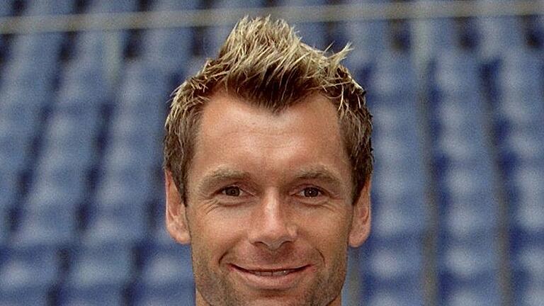 Bernd Hollerbach - Im Jahre 2002 im HSV-Trikot Bernd Hollerbach - Im Jahre 2002 im HSV-Trikot