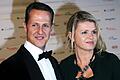 Michael und Corinna  Schumacher       -  Mehrere Männer sollen versucht haben, Michael und Corinna Schumacher mit privaten Fotos zu erpressen. (Archivbild)