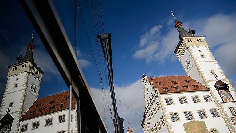 Würzburg zwischen den Jahren       -  Im Grafeneckart sind bald zwei Referentenposten neu zu besetzen.