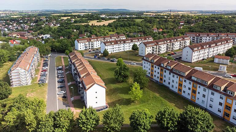 Viel Wohnraum: Die Marshall Heights in Kitzingen bieten auf 32 Hektar&nbsp;736 Wohnungen in 30 Blocks und 103 Texashäusern.