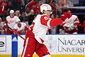 Moritz Seider       -  Eishockey-Star Moritz Seider unterschreibt einen Siebenjahresvertrag bei den Detroit Red Wings.
