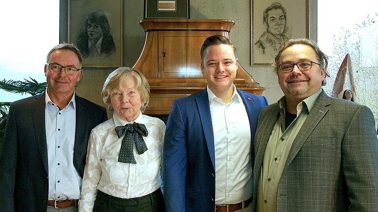 Die Firma Ehrenfels in Karlburg ist ein Familienbetrieb in vierter Generation. Das Bild zeigt (von links) Dieter, Waltraud, Jonas und Uwe Ehrenfels.