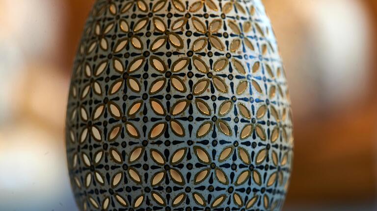 Filigran und detailreich: Über 5000 Bohrungen waren für dieses kunstvolle Muster nötig. Filigran und detailreich: Über 5000 Bohrungen waren für dieses kunstvolle Muster nötig.