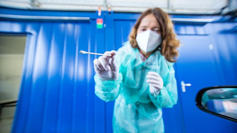 372 nachgewiesene Neuinfektionen: Auch am Mittwoch gibt es bei der Corona-Lage im Landkreis Haßberge keine Entspannung. 372 nachgewiesene Neuinfektionen: Auch am Mittwoch gibt es bei der Corona-Lage im Landkreis Haßberge keine Entspannung.