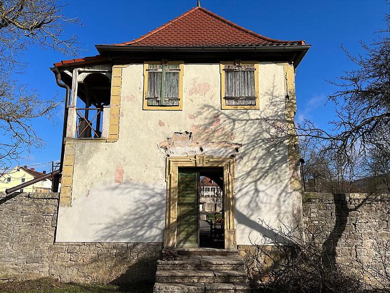 Das barocke Gartenhäuschen ist eines der markanten Eibelstadter Denkmale.