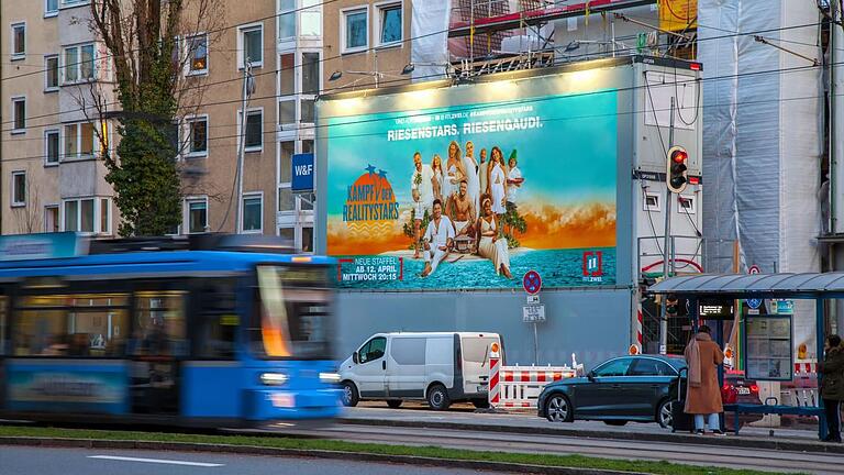 Großflächig wird in Köln und anderen deutschen Großstädten für den 'Kampf der Realitystars' geworben Großflächig wird in Köln und anderen deutschen Großstädten für den 'Kampf der Realitystars' geworben