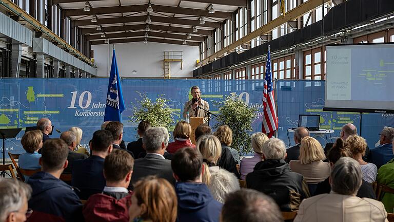 Mit einem Festakt in der Panzerhalle feierte Schweinfurt am Samstag '10 Jahre Konversion'.&nbsp; Oberbürgermeister Sebastian Remelé sagte, 'die Weichen wurden richtig gestellt'.