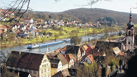 So war das damals       -  Rothenfels. GIESSLERSchlachthaus an der Lohrer Färbergasse.PRIVATDer Gasthof zum Hirschen soll abgerissen werden.F.-W. SCHÄFER