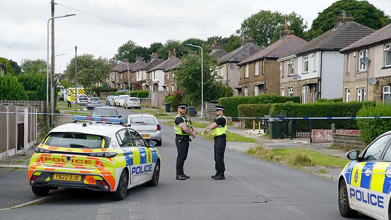 Tödlicher Hausbrand in Großbritannien       -  Drei Kinder im Alter von ein, fünf und neun Jahren starben.