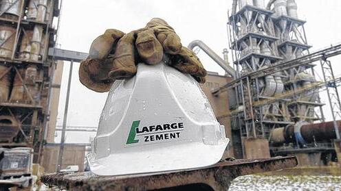 Gigantenhochzeit: Holcim und Lafarge wollen zum weltgrößten Zementkonzern fusionieren. Gigantenhochzeit: Holcim und Lafarge wollen zum weltgrößten Zementkonzern fusionieren.